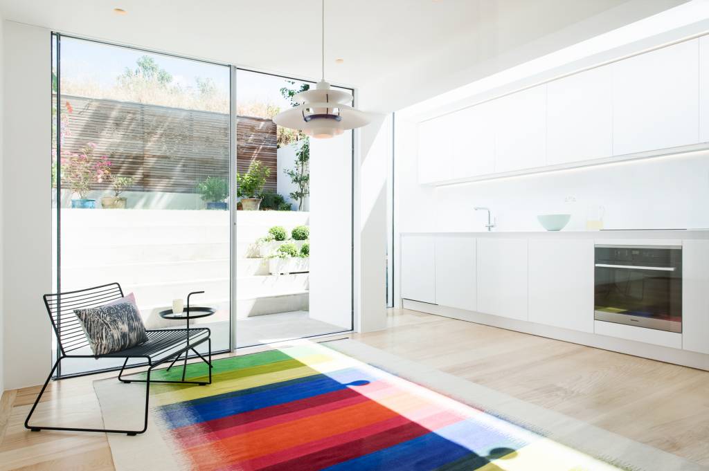 house-extension, london-house, victorian-house, glass-extension, London, Natural-light, Glass-sliding-doors, Glass-roof, white-kitchen
